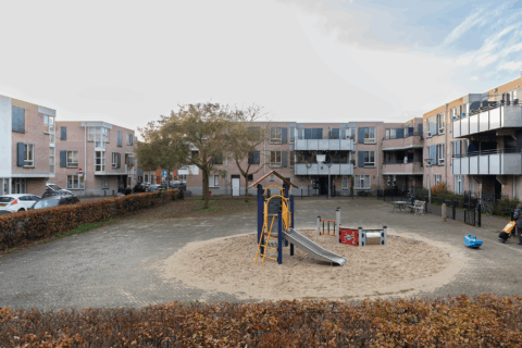 Foto van speeltuintje aan de Landbouwstraat
